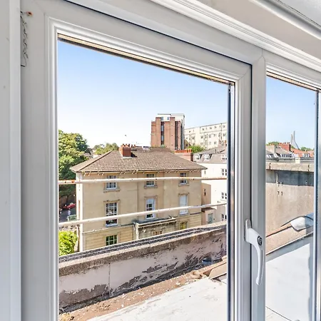 Kwatera prywatna No 4 Georgian Shared House - By Clifton Short Lets Bristol