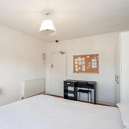Kwatera prywatna No 4 Georgian Shared House - By Clifton Short Lets Bristol