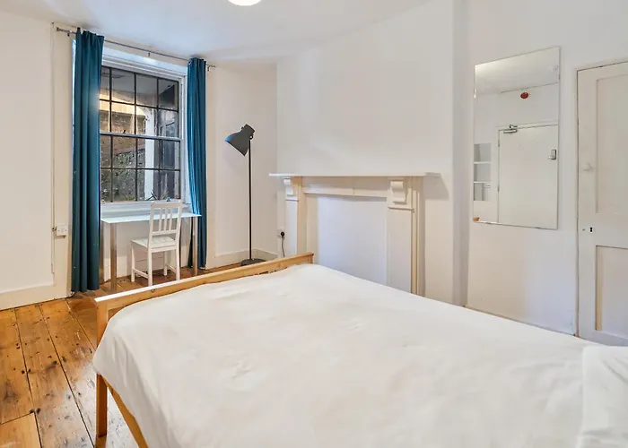 No 4 Georgian Shared House - By Clifton Short Lets Проживання в сім'ї