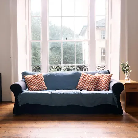 No 4 Georgian Shared House - By Clifton Short Lets 民宿